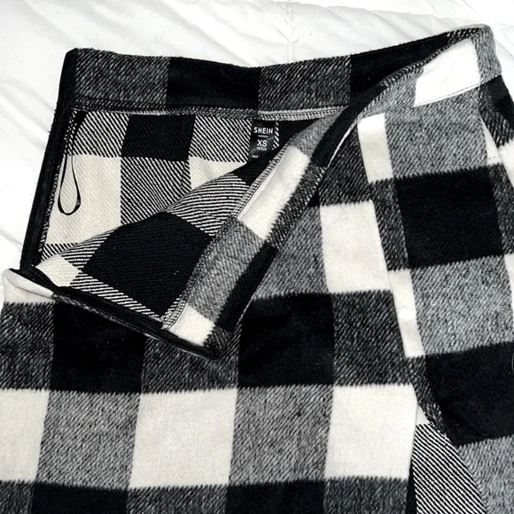Plaid Wool Mini Skirt - Picture 3 of 3